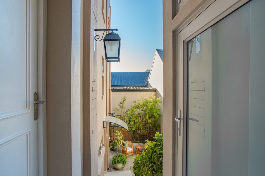 1 Bedroom Property for Sale in Franschhoek Western Cape